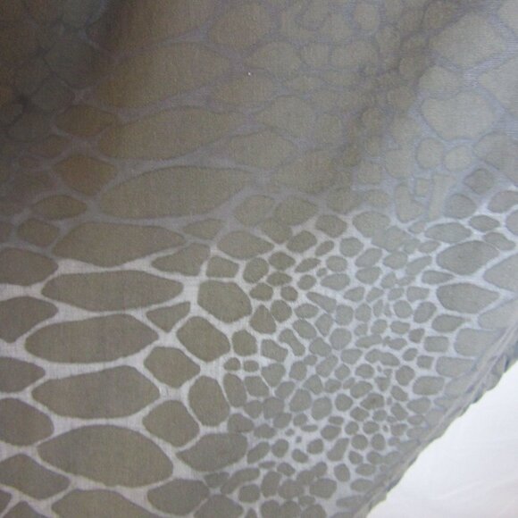 Fox Racing Shirt Gray Animal Print Button Up Blouse Moto Biker Women's Large - Picture 6 of 6